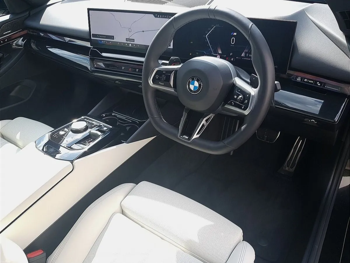 BMW 5-Series 520i M Sport - Image 6
