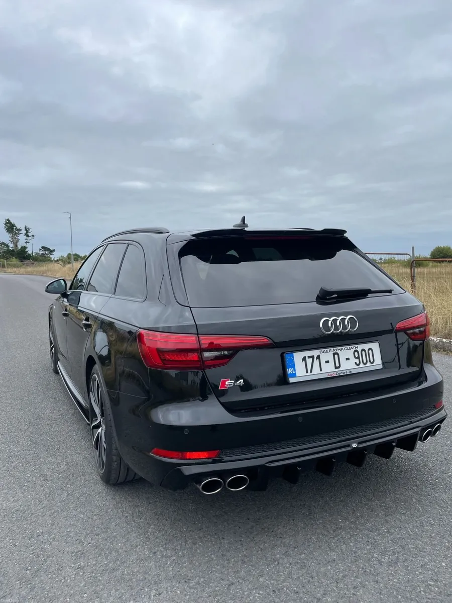 Audi S4 2017 - Image 3