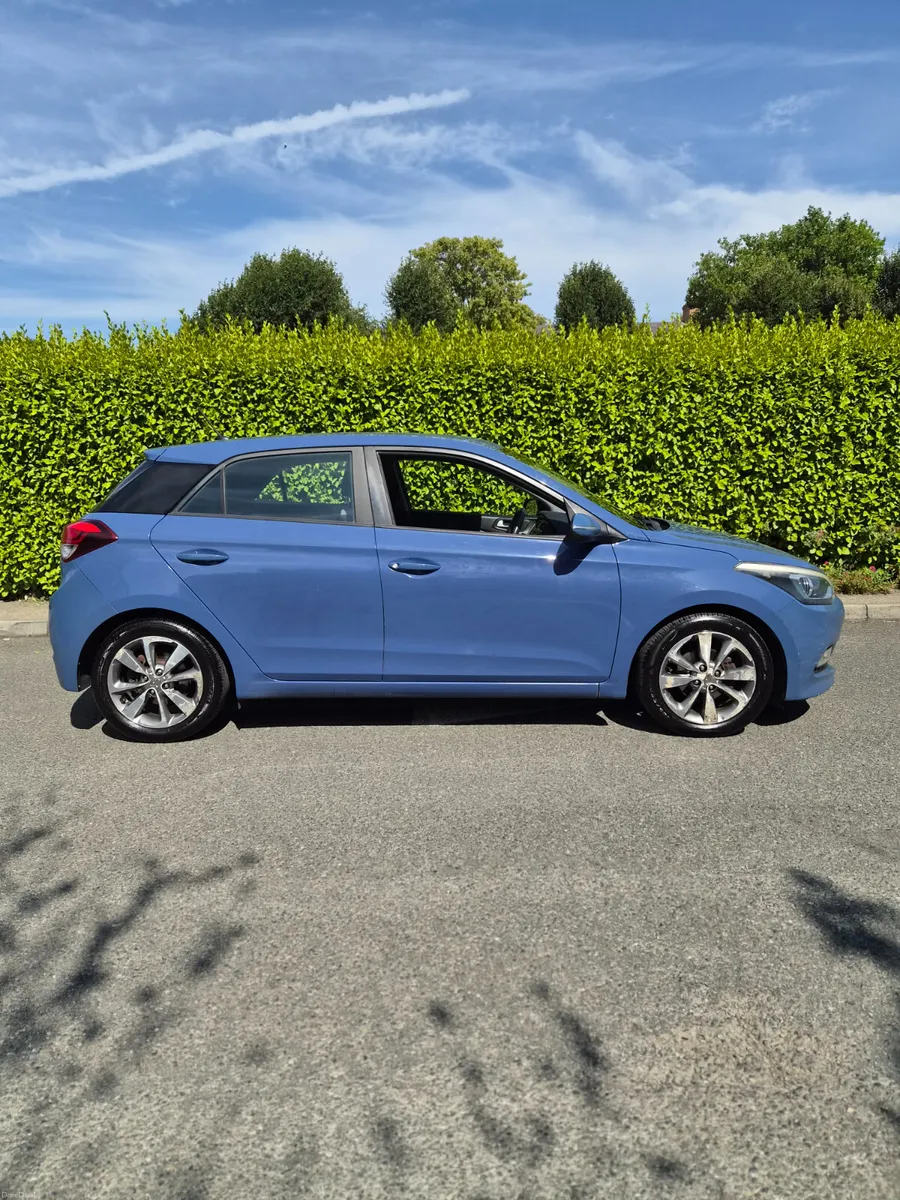 Hyundai i20 1.2 Deluxe //Low Kms// 1 Owner - Image 3