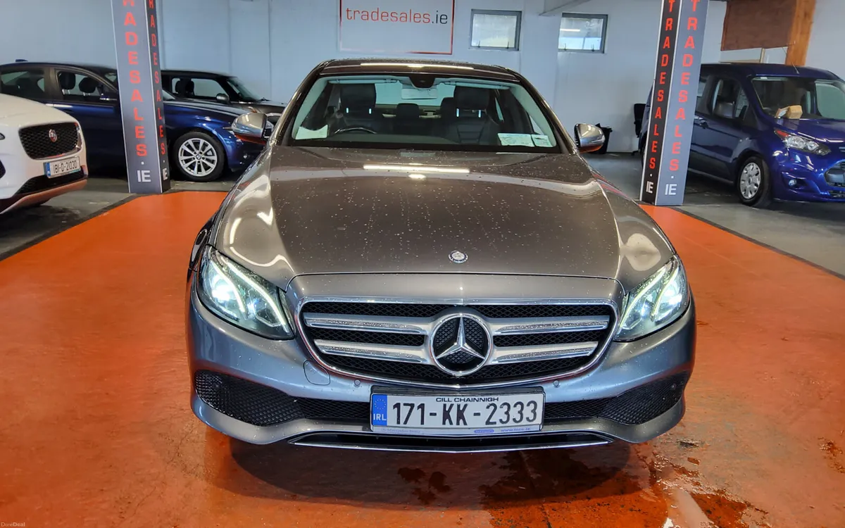 Mercedes-Benz E-Class 2017 - Image 2