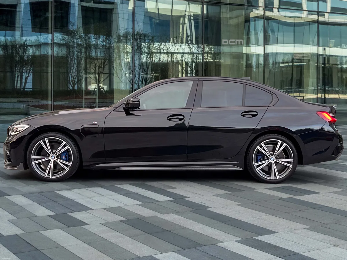 BMW 330e G20 M Sport iPerformance *6k km* - Image 3