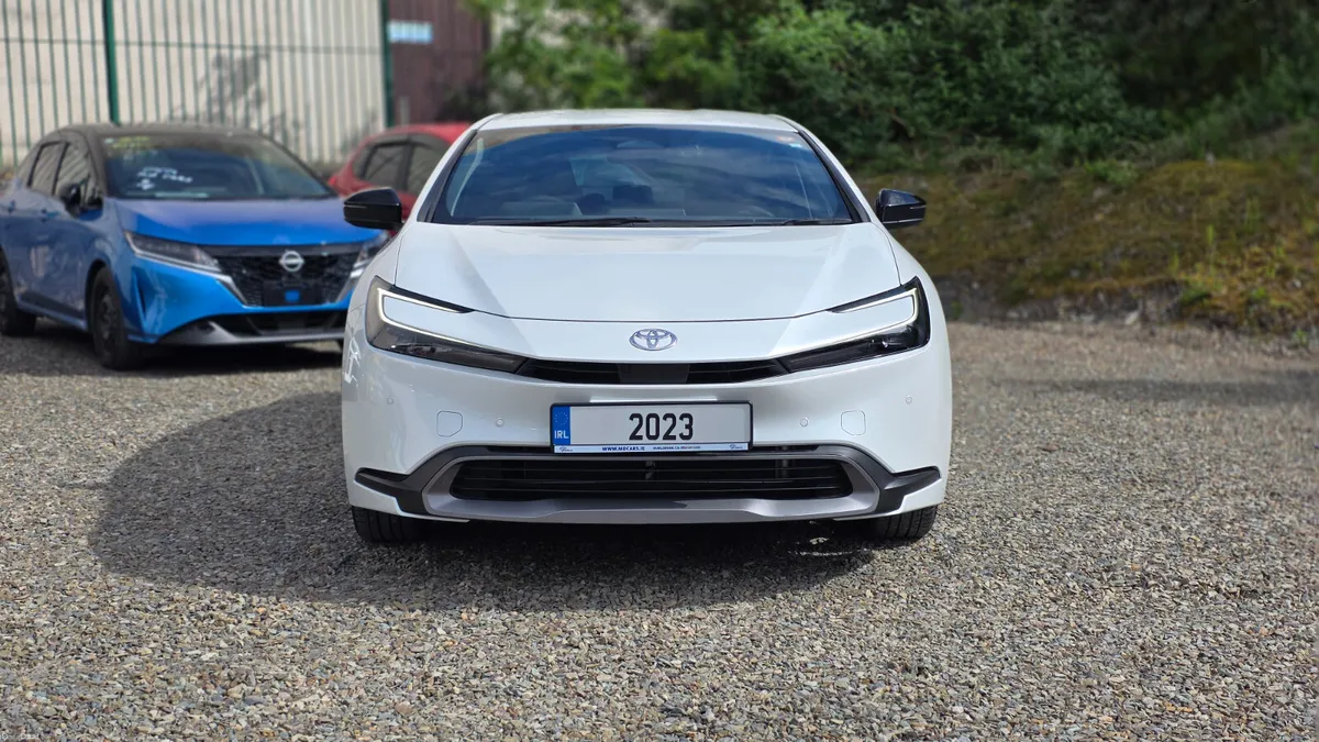 2023 Toyota Prius Hybrid - Image 2