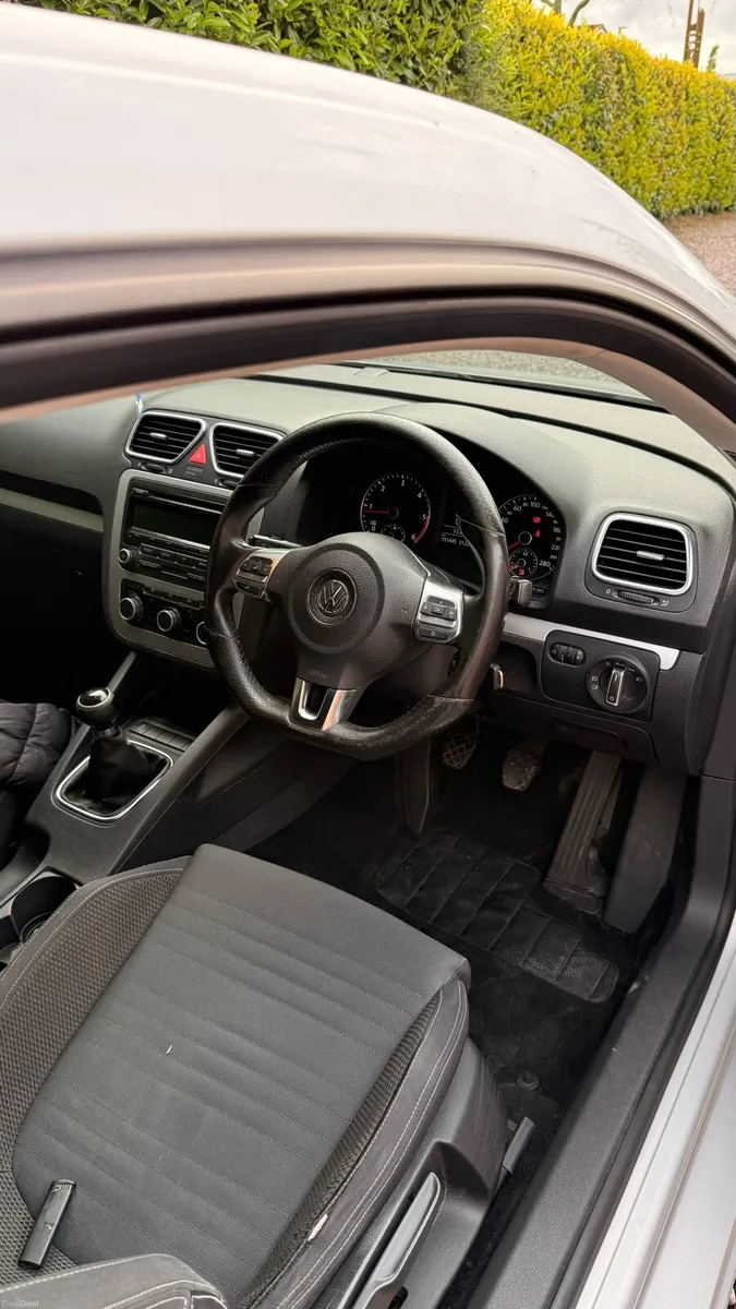 Volswagen Scirocco 2.0 tdi - Image 6
