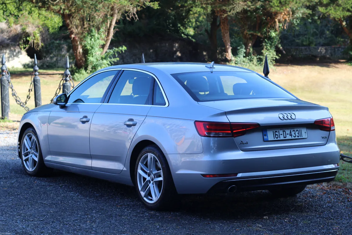 Audi A4 2016 - Image 6