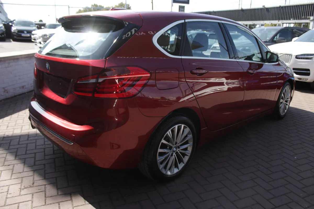 2019 BMW  2 - Image 4