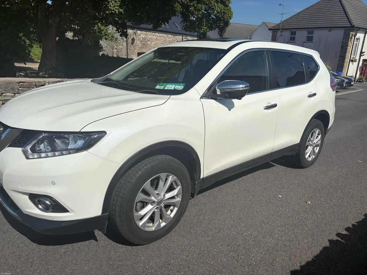 2015 Nissan X Trail 1.6 7 Seater - Image 3