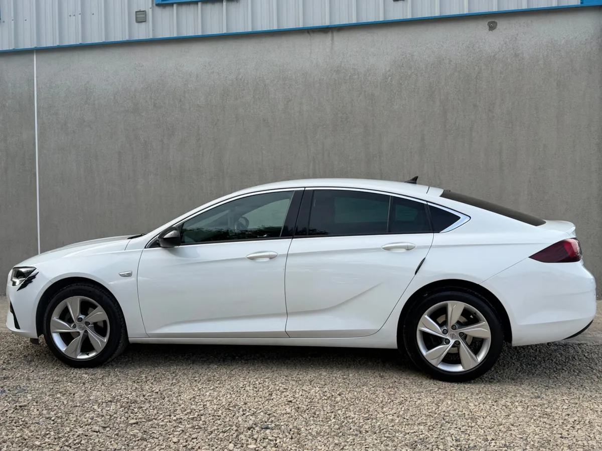 Opel Insignia 221 SRI - Image 4