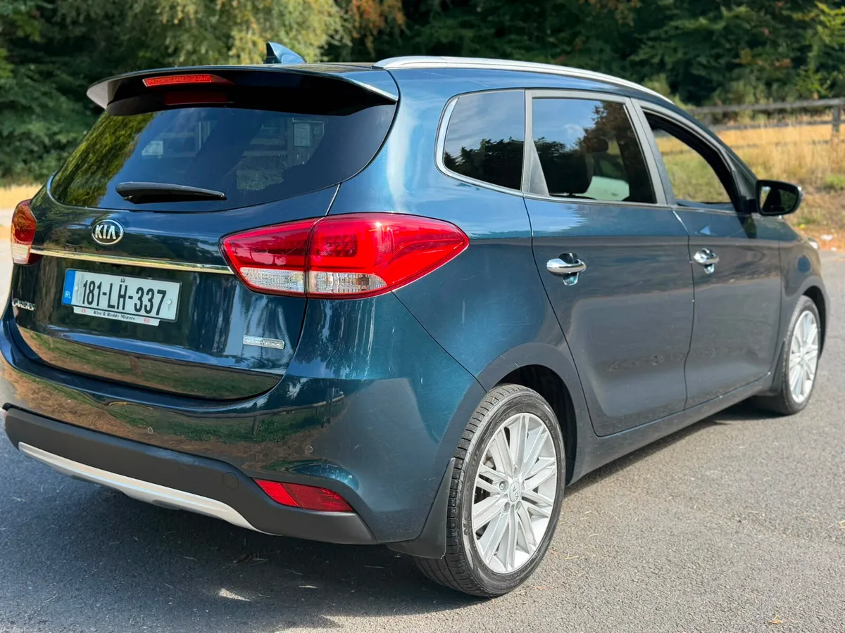181 Kia Carens 7 seater! Excellent condition ⭐️⭐️⭐ - Image 4