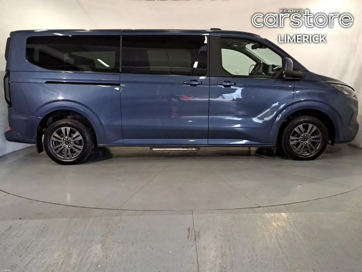 Ford Tourneo Custom 2.0L EcoBlue 150PS Titanium LW - Image 2