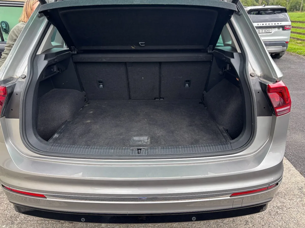 Volkswagen Tiguan 2018 - Image 3
