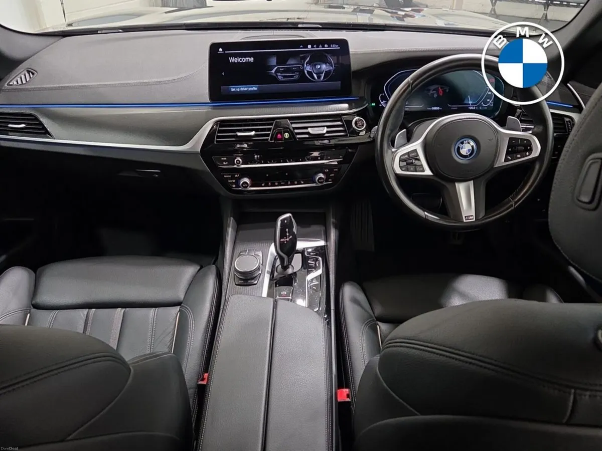 BMW 5-Series 530e M Sport Touring - Image 4