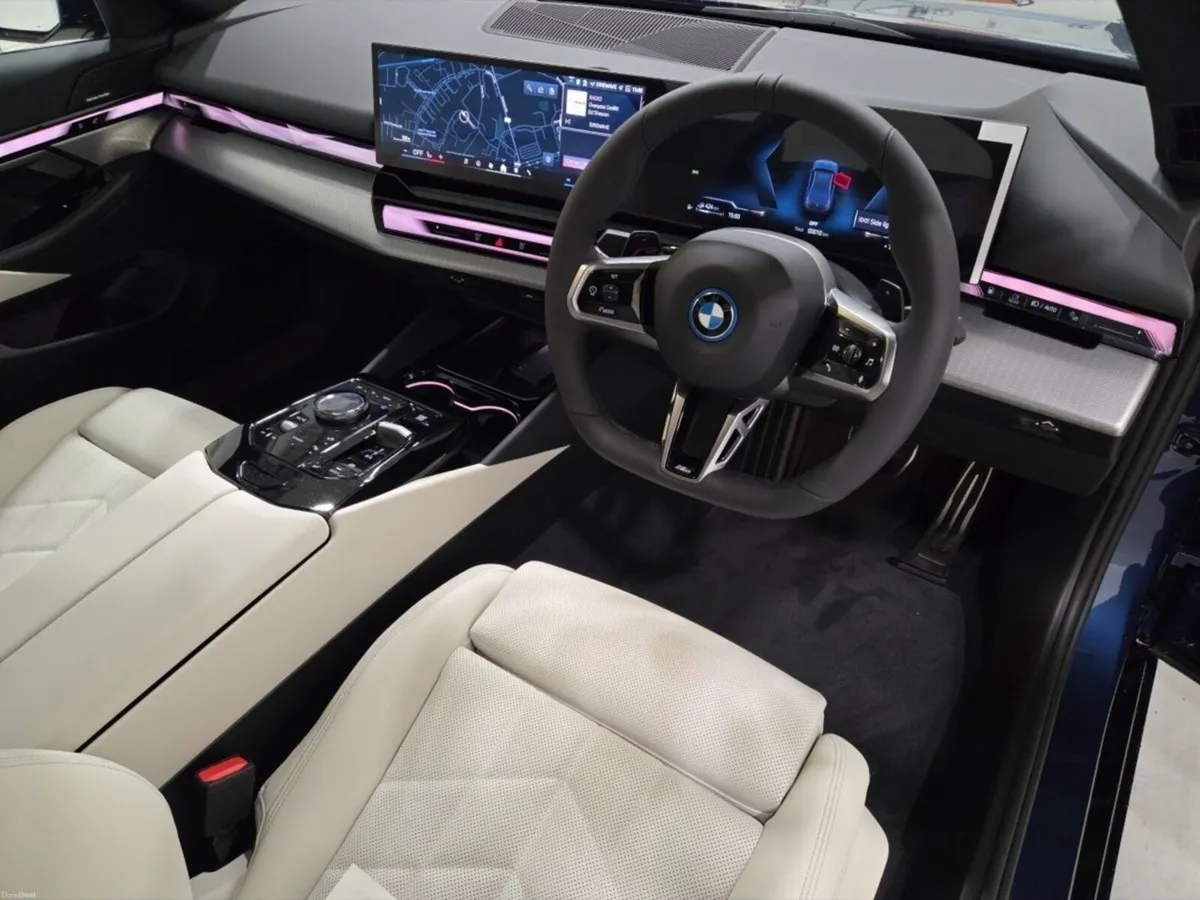 BMW 5-Series 530e M Sport Saloon - Image 6