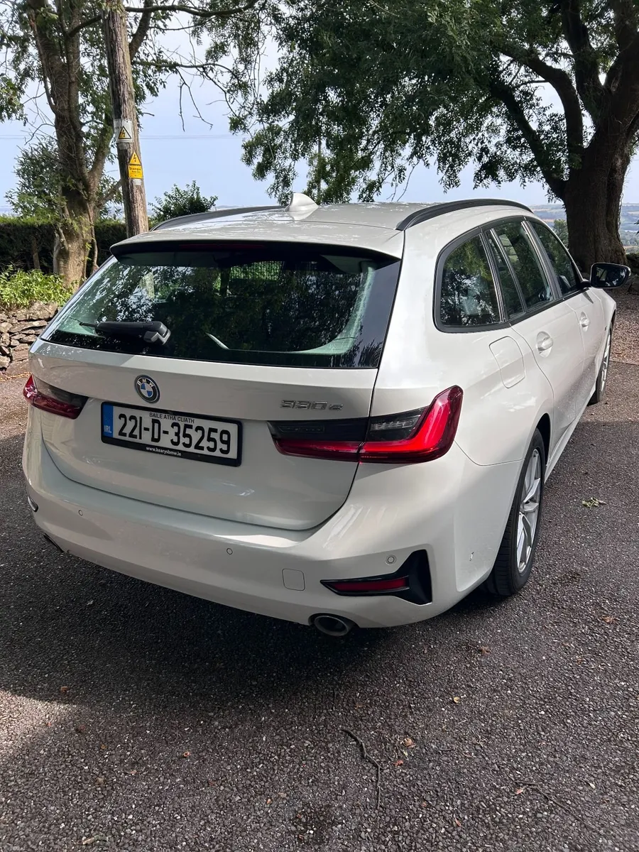 BMW 330E 3-Series SE Pro Touring Auto 2022 - Image 4