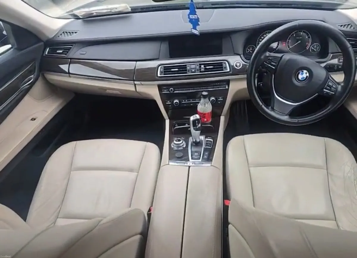 2011 BMW 730d 3.0 Diesel Automatic – 7 Series - Image 6