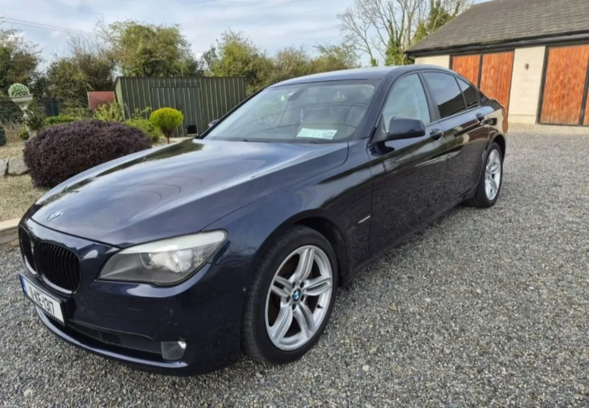 2011 BMW 730d 3.0 Diesel Automatic – 7 Series - Image 2