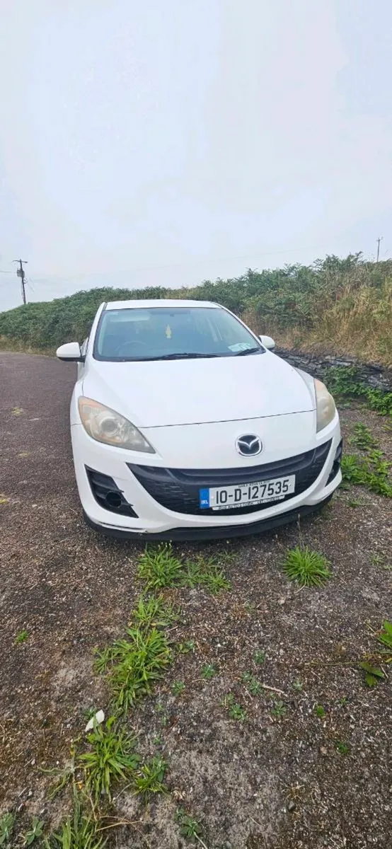 Mazda 3 - Image 1