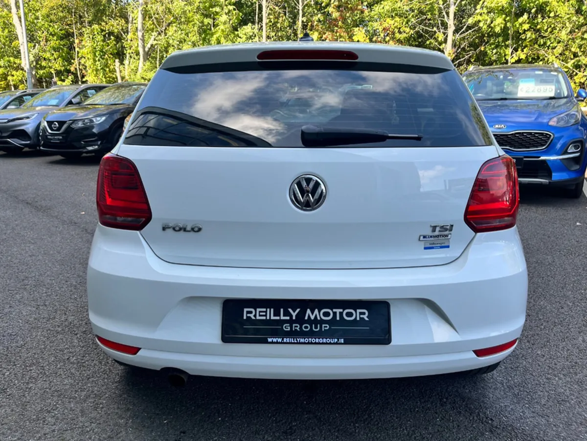 Volkswagen Polo 1.2 PETROL COMFORTLINE AUTO - Image 6