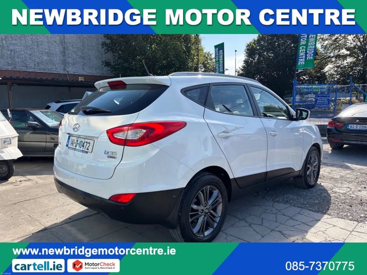 Hyundai ix35 1.7 EXECUTIVE  LOW MILEAGE - Image 4