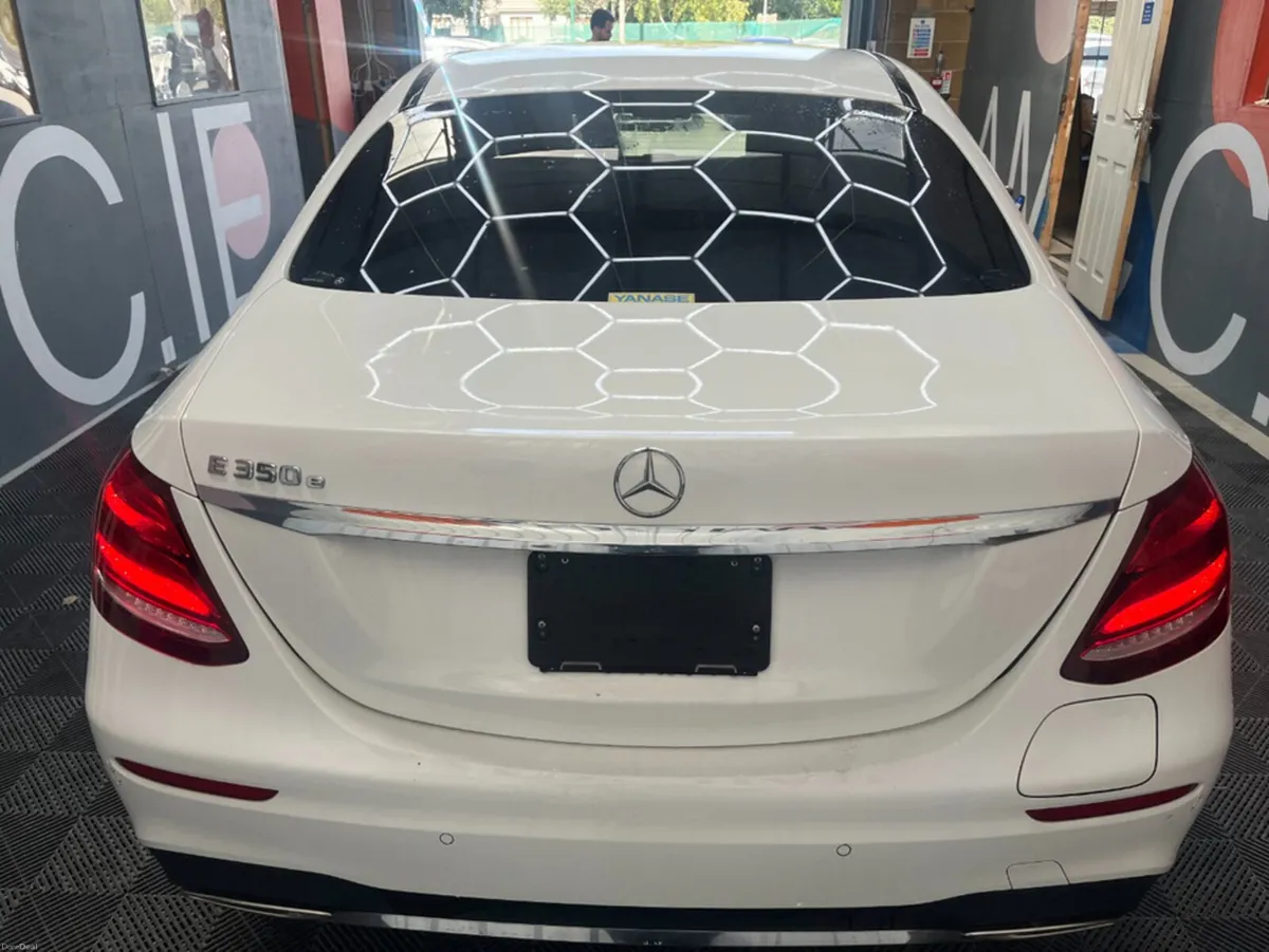 Mercedes-Benz E-Class 2018 MERCEDES-BENZ E350E 2.0 - Image 4