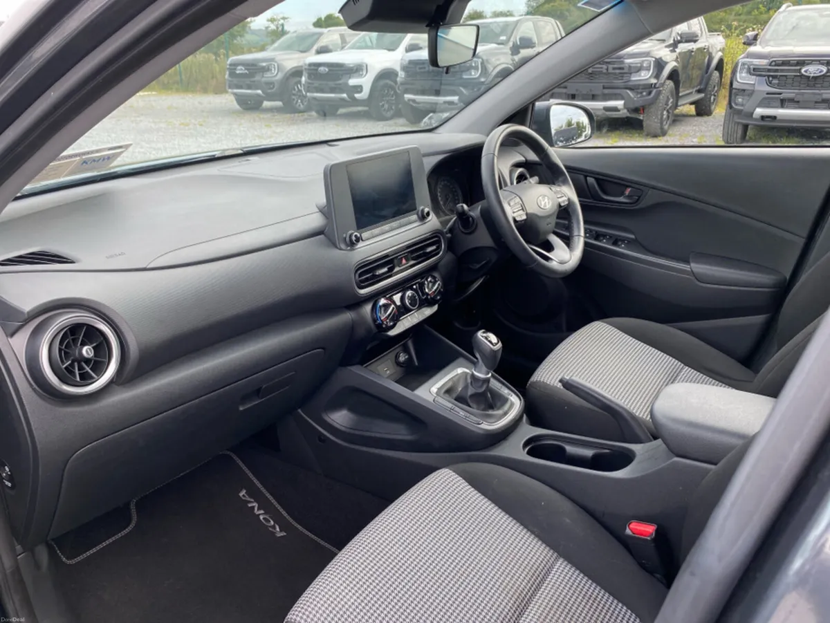 Hyundai KONA Comfort 1.6 MHEV - Image 2