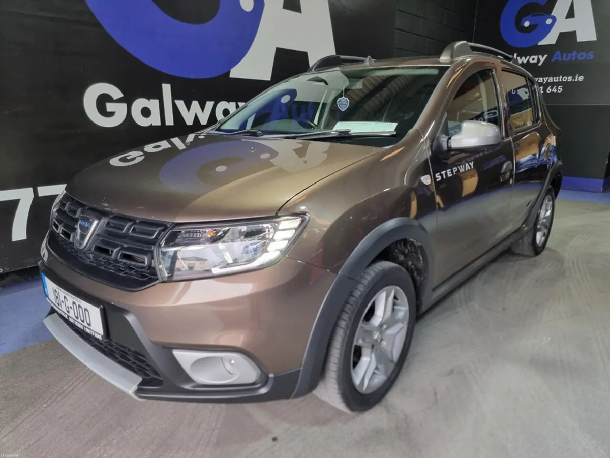 Dacia Sandero Stepway **SAT NAV, REAR SENSORS, LOW - Image 4