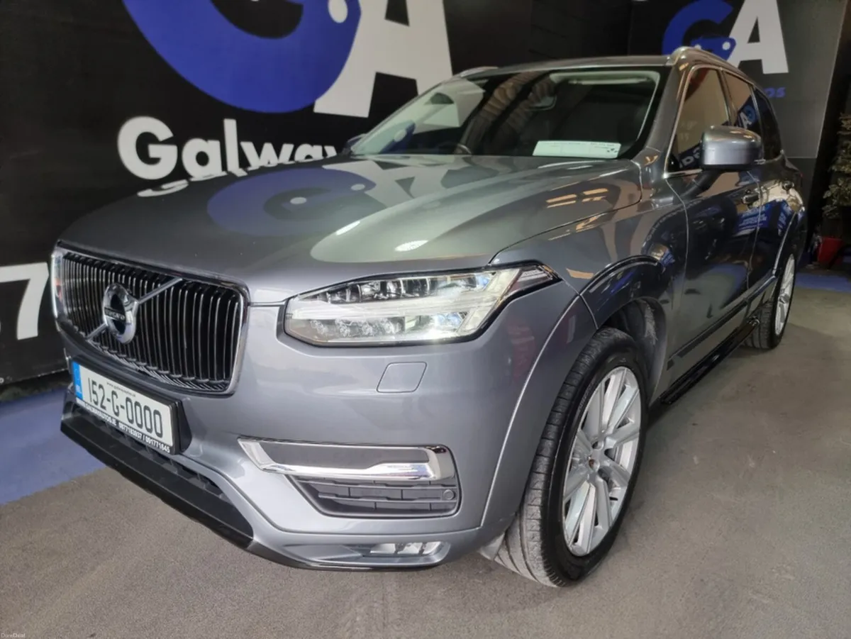 Volvo XC90 INSCRIPTION D5 AWD **SAT NAV, FULL LEAT - Image 5
