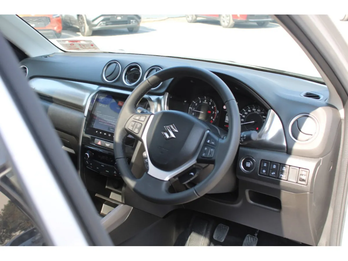 Suzuki Vitara 1.4 hybrid ultra  + 10 yr warranty * - Image 2
