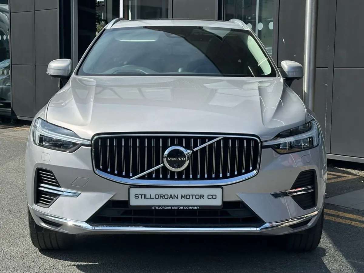Volvo XC60 T8 Ultra Recharge AWD Auto (PHEV) - Image 2