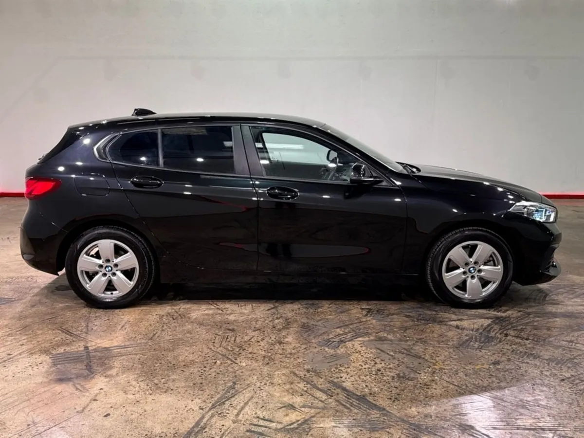 BMW 1-Series 118I 1.5 AUTOMATIC - FACTORY ALLOYS - - Image 2