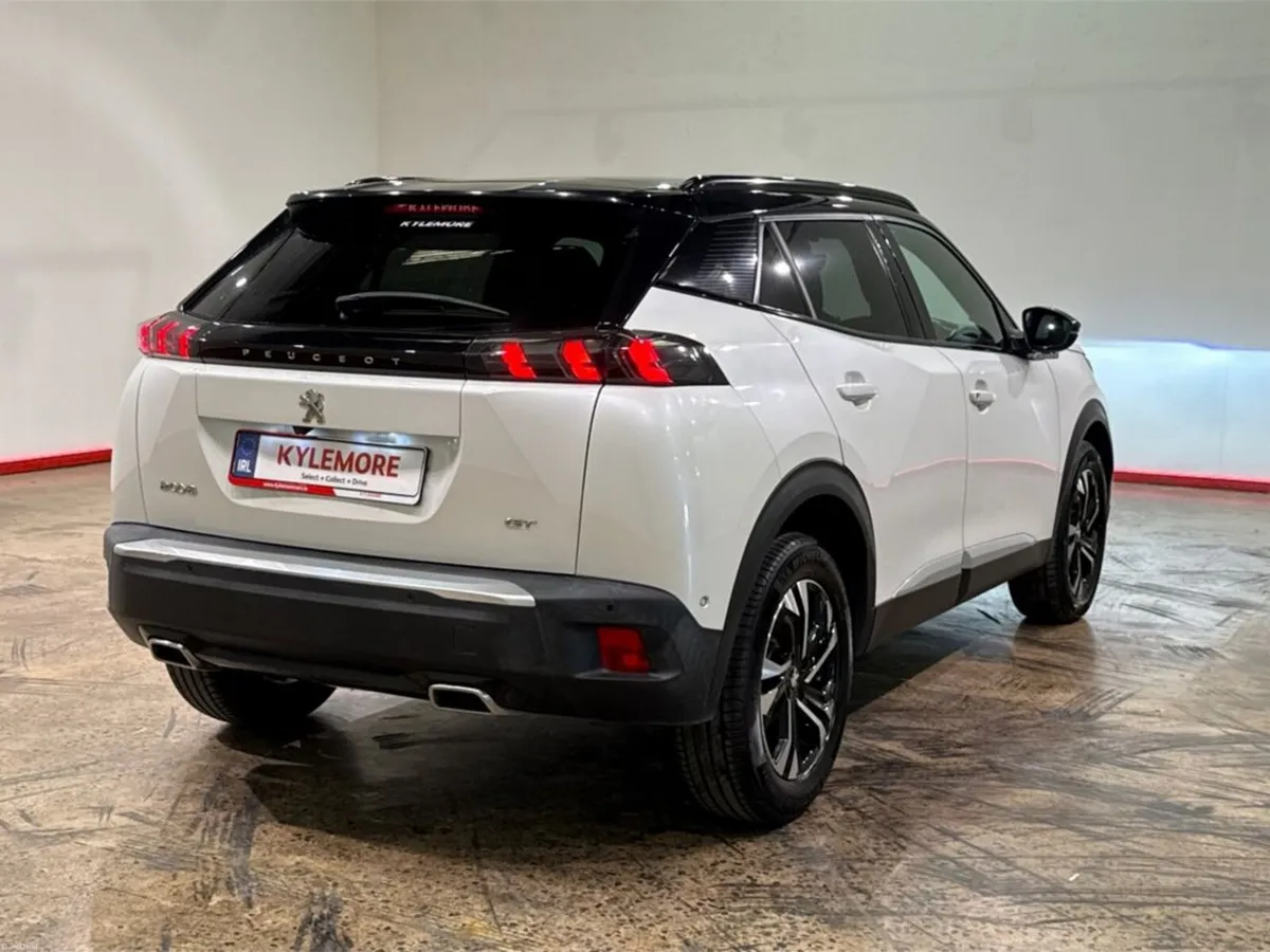 Peugeot 2008 1.2 AUTOMATIC SUV - BLACK HALF LEATHE - Image 3
