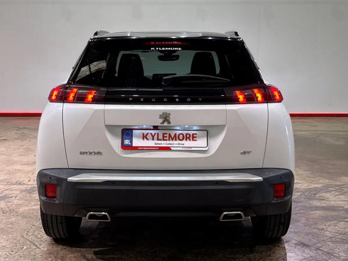 Peugeot 2008 1.2 AUTOMATIC SUV - BLACK HALF LEATHE - Image 4