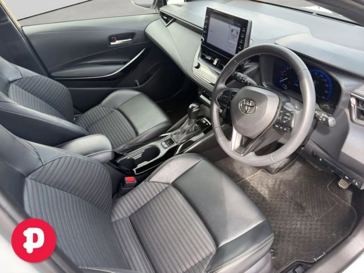 Toyota Corolla 1.8 Hybrid Touring Auto - Straight - Image 6