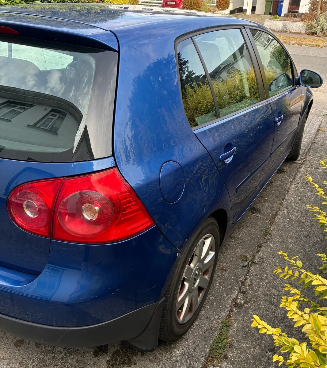 VW Golf 1.4 Petrol – 2005 – 172000 km - Image 3