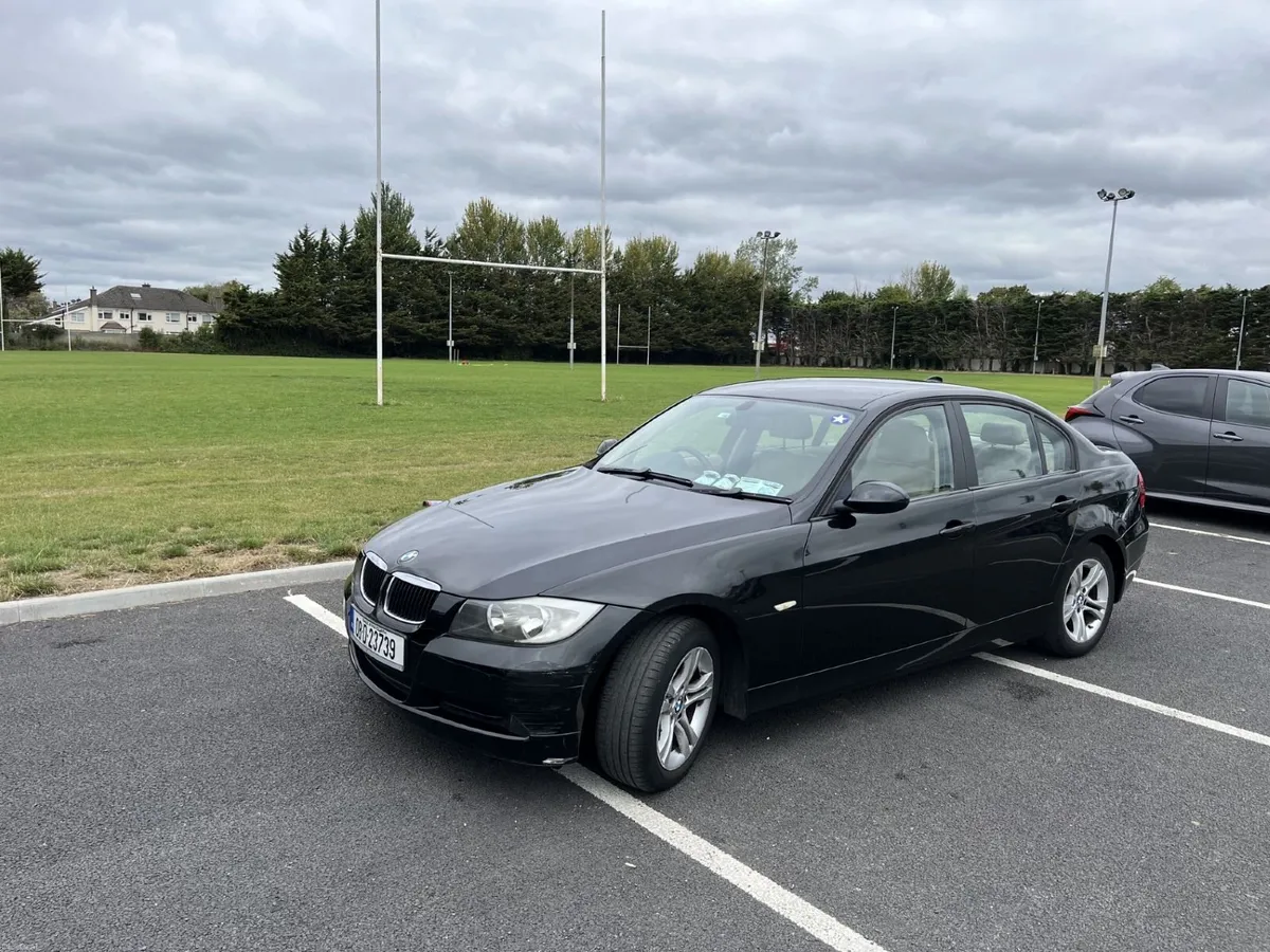 BMW 3-Series 2008 - Image 2