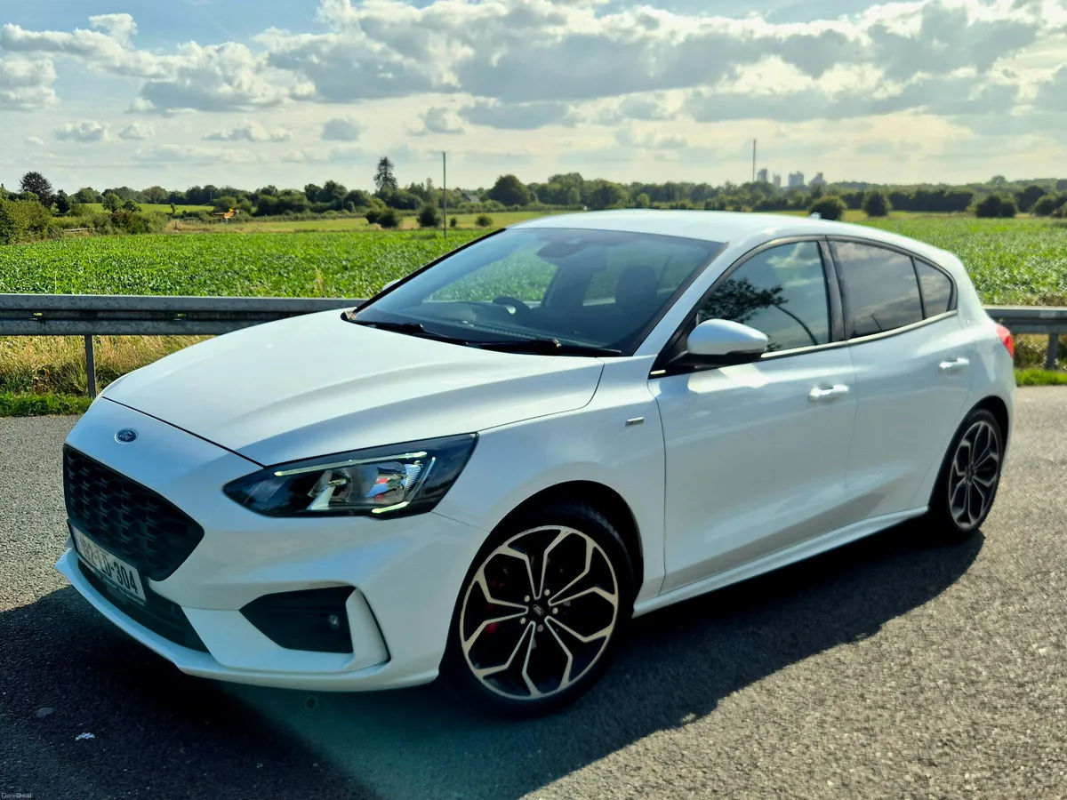 Ford Focus  1.5 TDCI ST-LINE X 120PS - Image 1