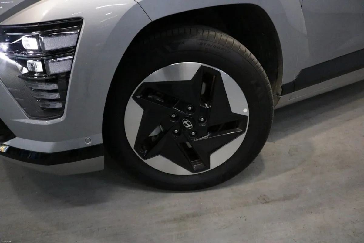 Hyundai KONA Electric Platinum 65KWH EV - - Image 4