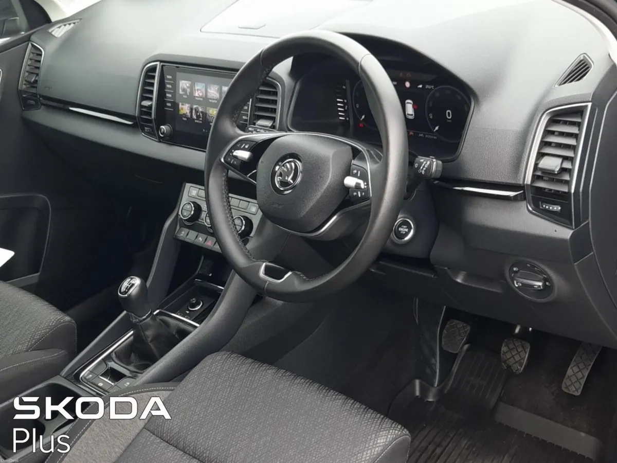 Skoda Karoq **TOP SPEC**SELECTION PLUS 2.0TDI 115H - Image 5