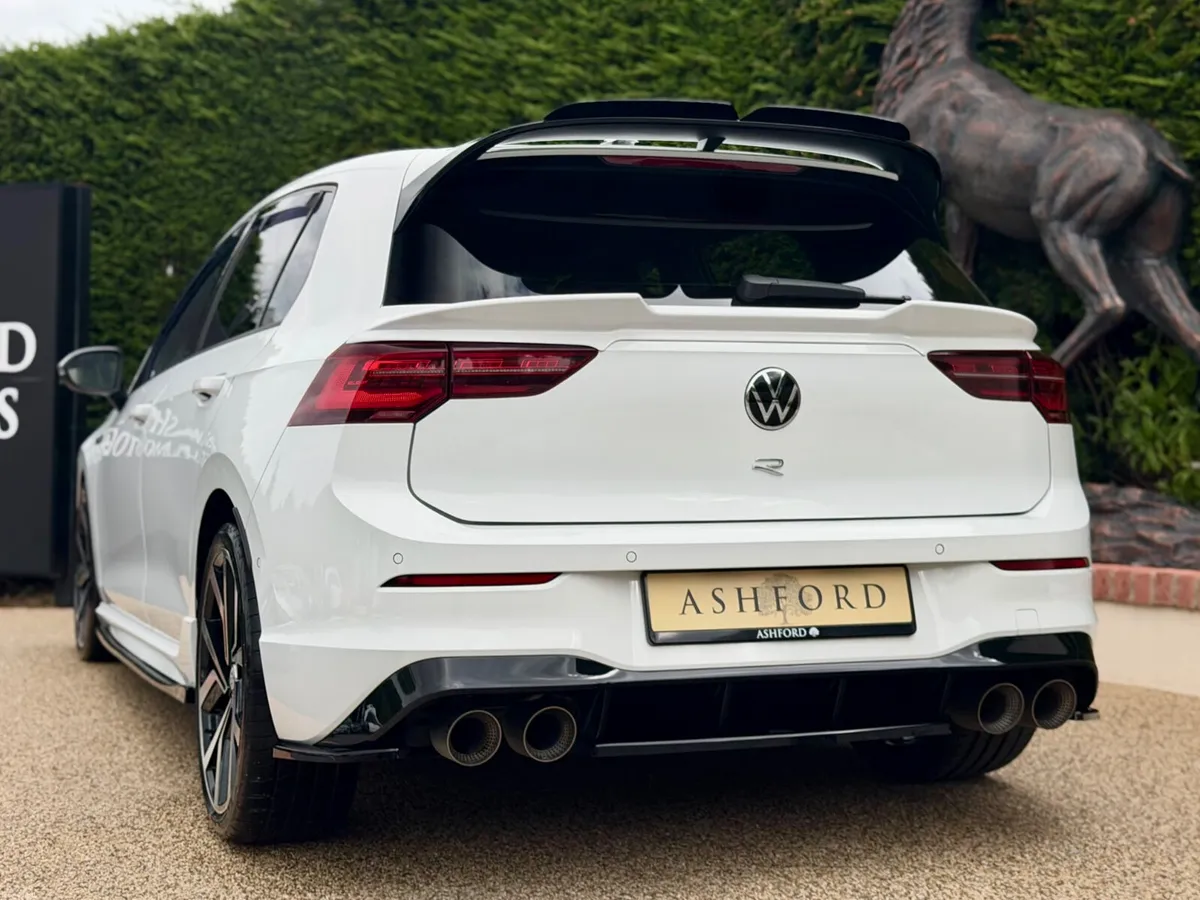 Volkswagen Golf R Low Km tastefully modded - Image 6