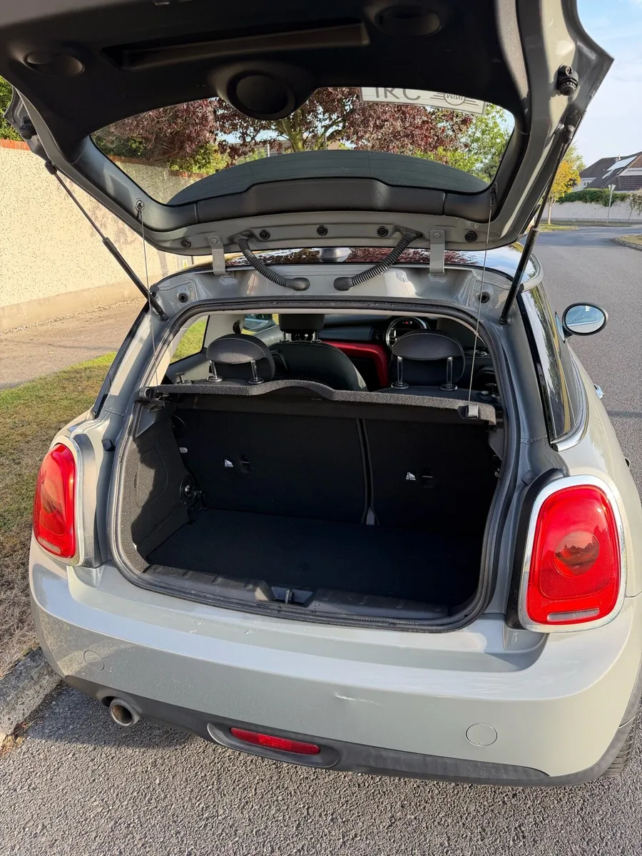 2017 Mini Cooper 1.5 Petrol 3DR - Image 2
