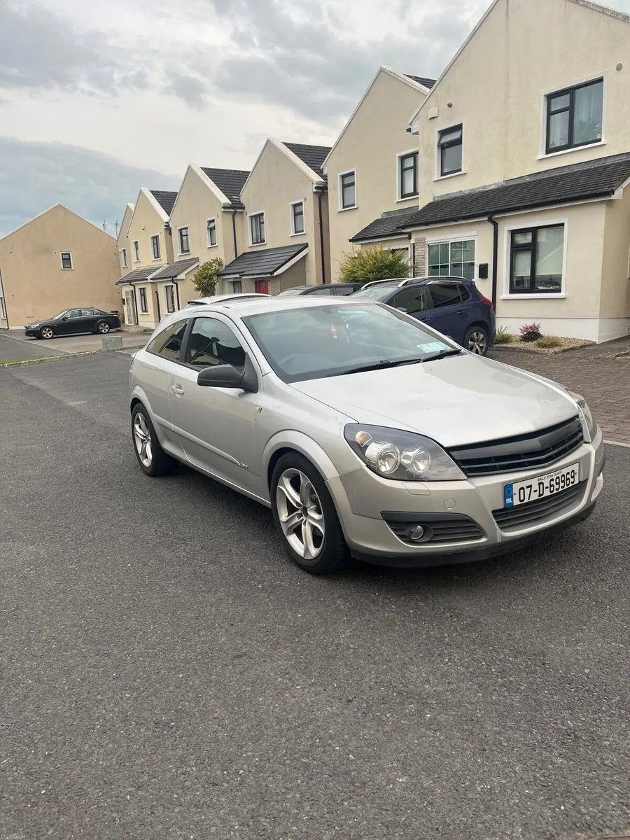 Opel Astra 2007 - Image 1