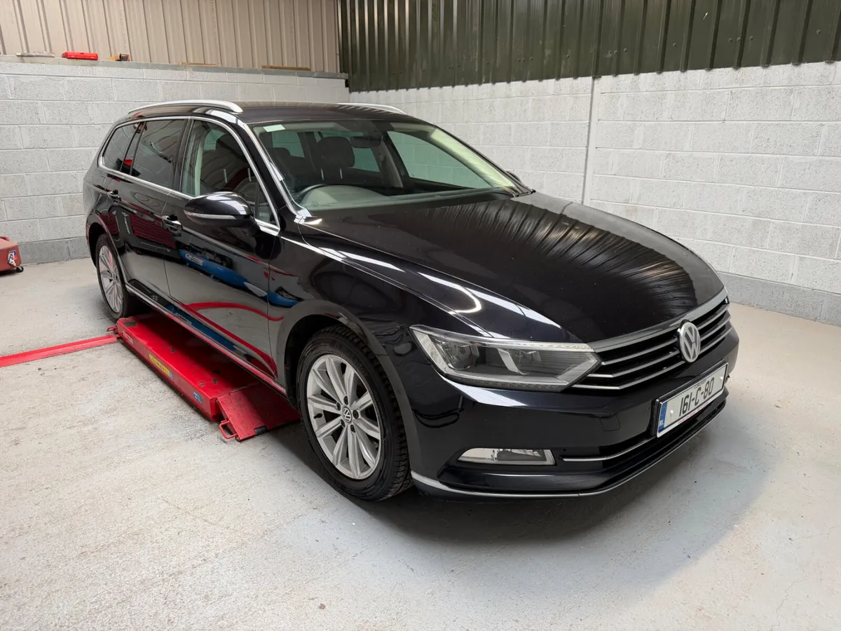 2016 VOLKSWAGEN PASSAT   HIGHLINE ! - Image 2