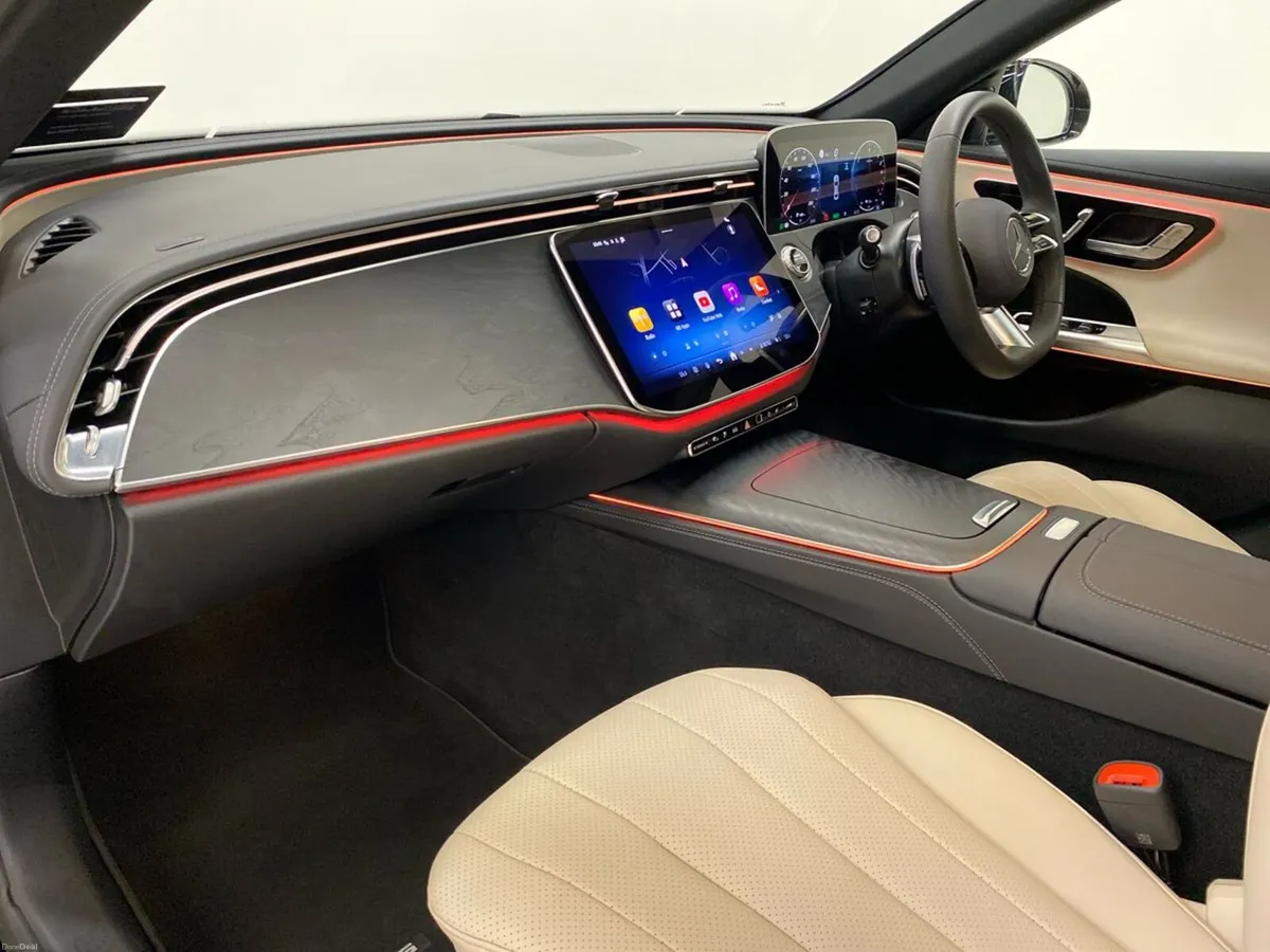 Mercedes-Benz E-Class E 300 de AMG Line Plus Editi - Image 6