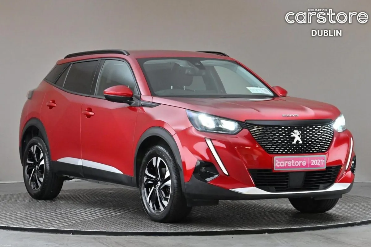Peugeot 2008 1.2 6SPD ALLURE **REVERSE CAM** - Image 1