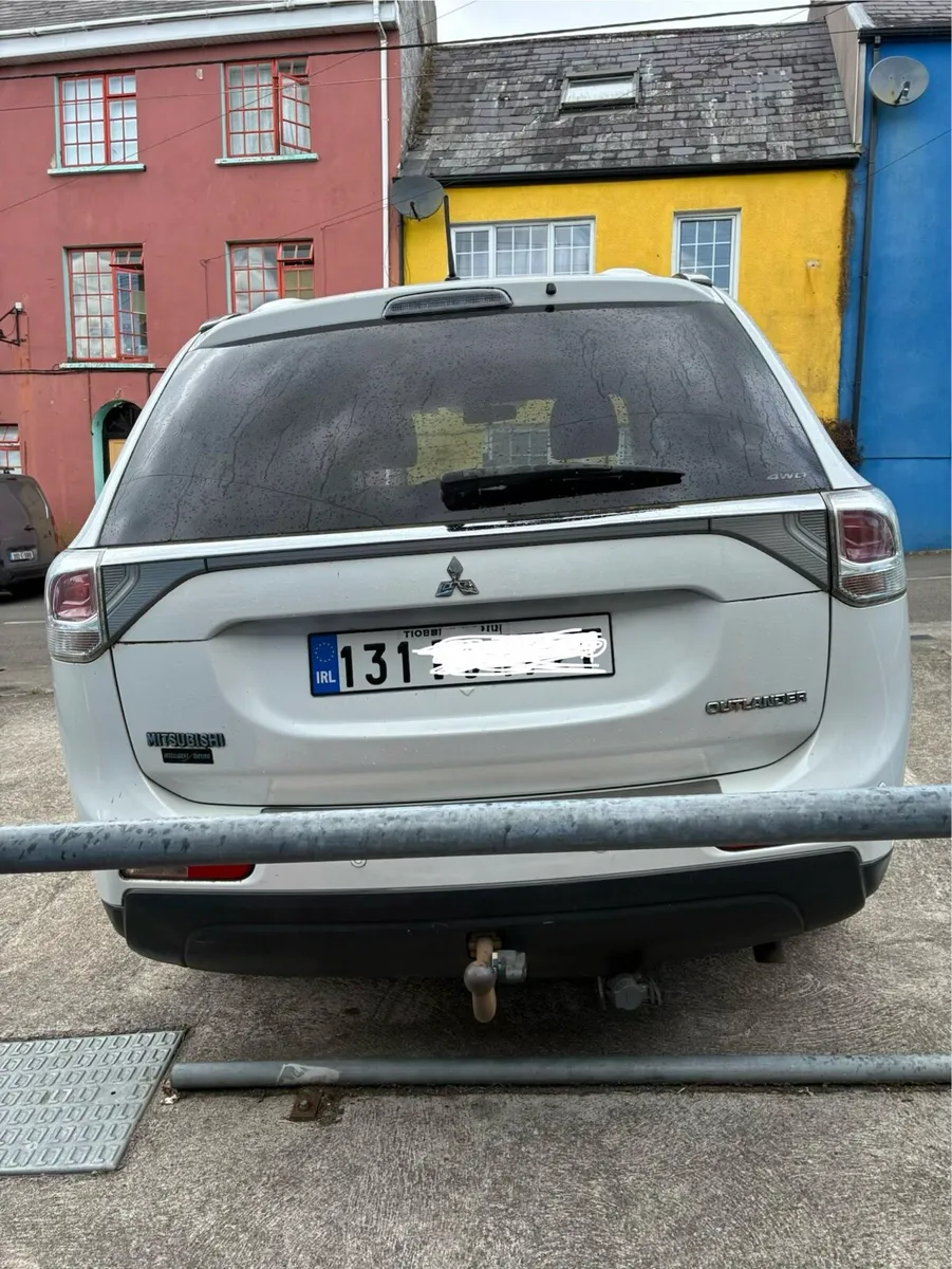 Mitsubishi outlander 2013 2.3 Diesel - Image 4