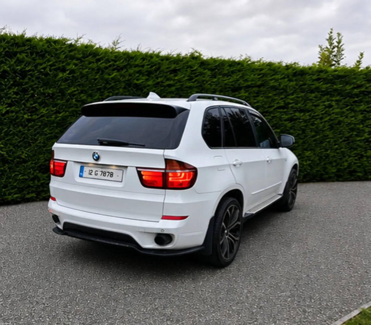 BMW X5 - Image 1