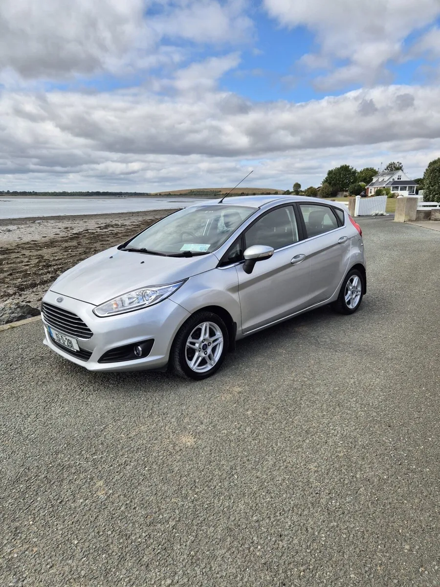 Ford fiesta - Image 2