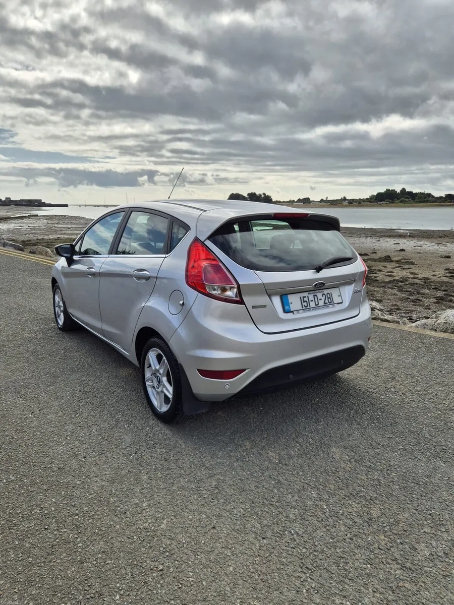 Ford fiesta - Image 3