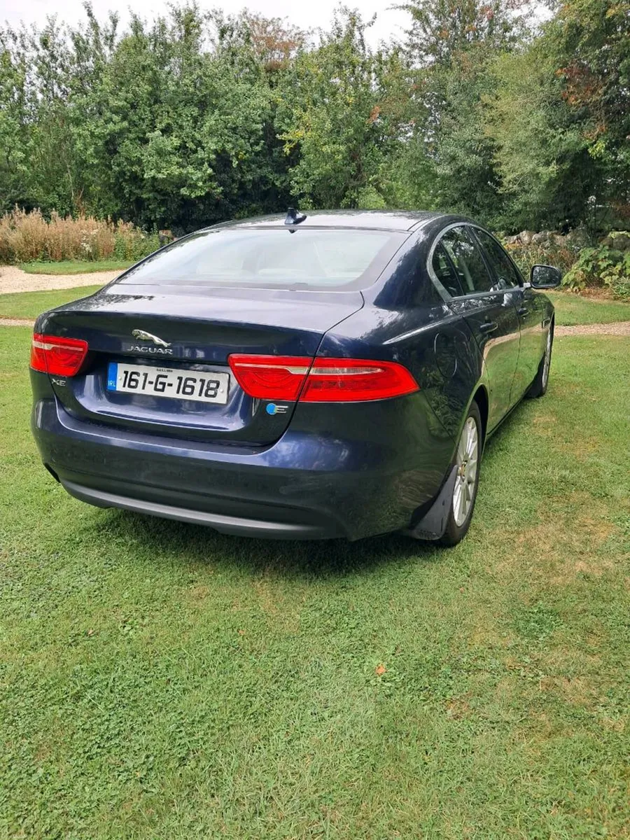 Jaguar XE - Image 2