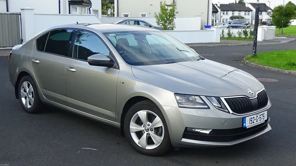 Skoda Octavia Sol 1.0tsi 115HP - Image 3