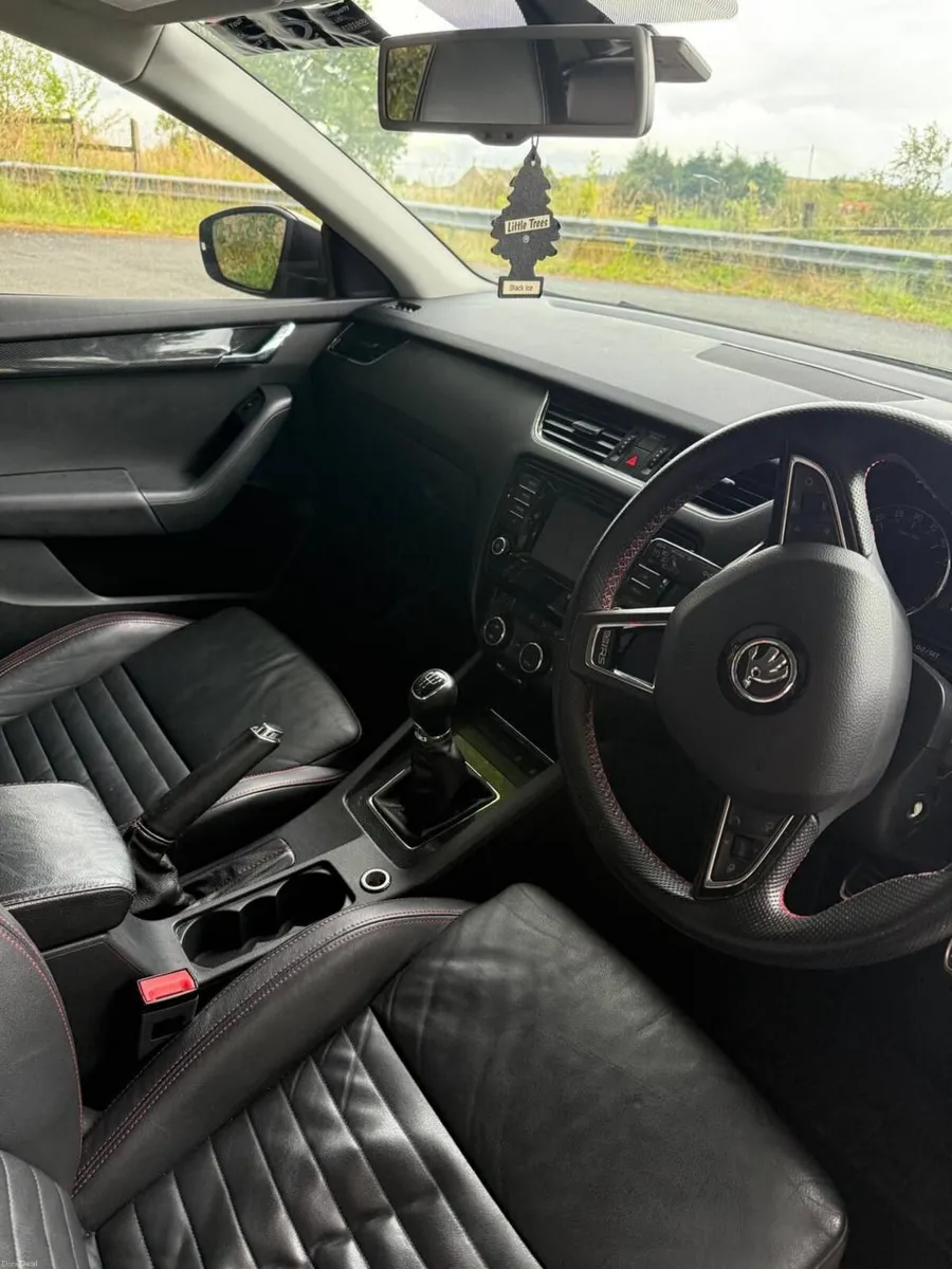 Skoda Octavia 2014 - Image 5
